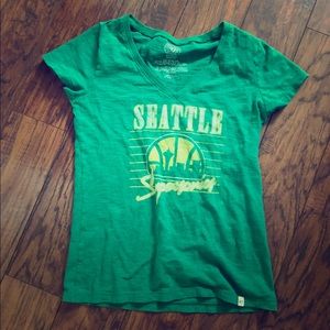 NWOT Seattle SuperSonics T-shirt